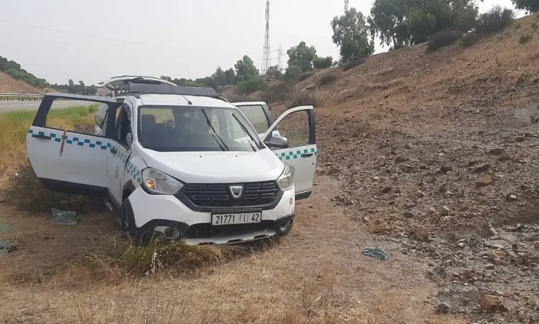 أصيلة..إصابة 5 أشخاص بجروح طفيفة إثر حادث انحراف سيارة أجرة عن الطريق