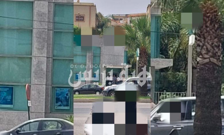 اختفاء “خاتم” وحاسوب داخل وكالة بنكية بطريق تطوان يستنفر أمن طنجة اختفاء “خاتم” وحاسوب داخل وكالة بنكية بطريق تطوان يستنفر أمن طنجة