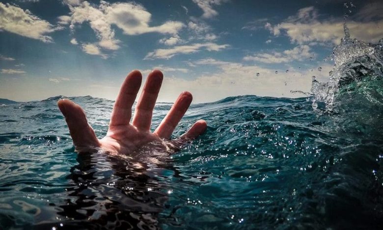الجهود متواصلة للبحث عن لاعبين مفقودين..تفاصيل انقاذ 4 لاعبين من اتحاد طنجة بالمضيق الجهود متواصلة للبحث عن لاعبين مفقودين..تفاصيل انقاذ 4 لاعبين من اتحاد طنجة بالمضيق