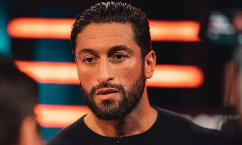 السلطات البلجيكية تعتقل بطل “الكيك بوكسينغ” المغربي جمال بن الصديق السلطات البلجيكية تعتقل بطل “الكيك بوكسينغ” المغربي جمال بن الصديق