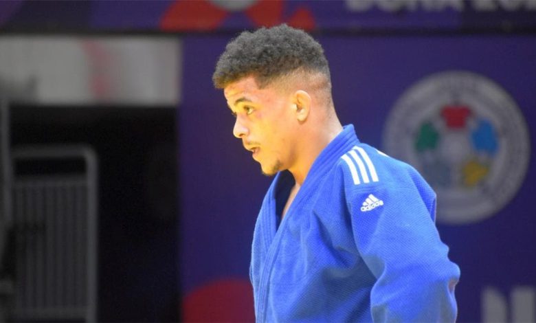 اللجنة الأولمبية تشطب على لاعب جودو جزائري كان سيواجه منافس إسرائيلي