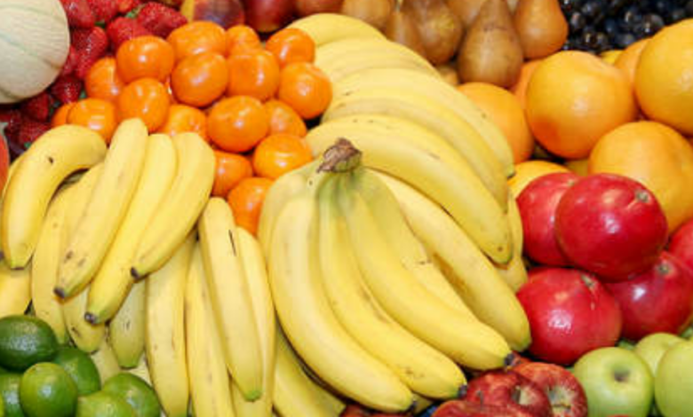 الموز يستقر في 20 درهم و”الباكور” يتجاوز 25 درهما.. أسعار الفواكه تصدم المغاربة