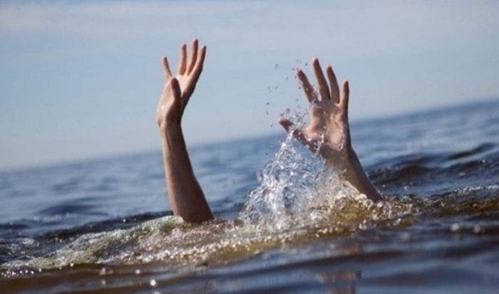 انقاذ لاعبين من اتحاد طنجة وفقدان آخر بمياه شاطئ المضيق انقاذ لاعبين من اتحاد طنجة وفقدان آخر بمياه شاطئ المضيق
