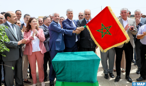 بتكلفة 50 مليون درهم ..وزير الفلاحة يُطلق أشغال بناء سوق جديد للجملة للأسماك بفاس بتكلفة 50 مليون درهم ..وزير الفلاحة يُطلق أشغال بناء سوق جديد للجملة للأسماك بفاس