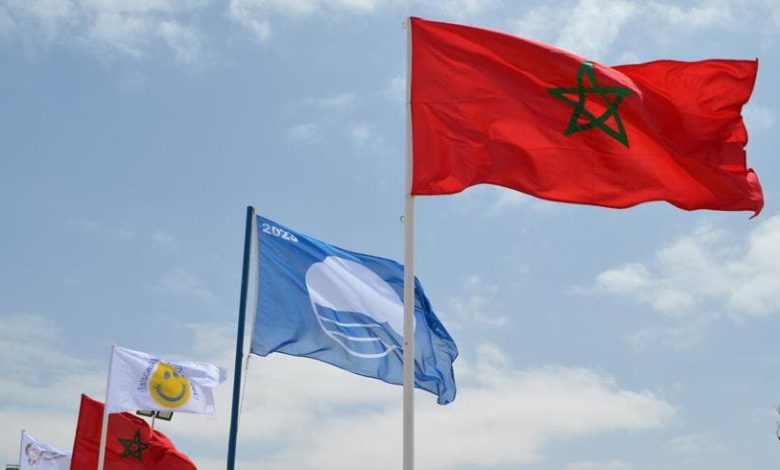 برنامج شواطىء نظيفة”.. رفع “اللواء الأزرق” بشاطئ الحوزية للمرة الـ 18 على التوالي برنامج شواطىء نظيفة”.. رفع “اللواء الأزرق” بشاطئ الحوزية للمرة الـ 18 على التوالي