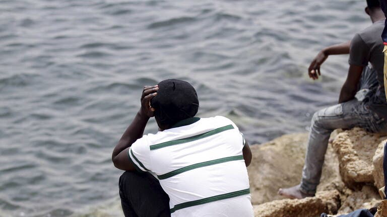 تفاصيل حصرية لغرق قارب على مثنه60 مرشحا للهجرة السرية