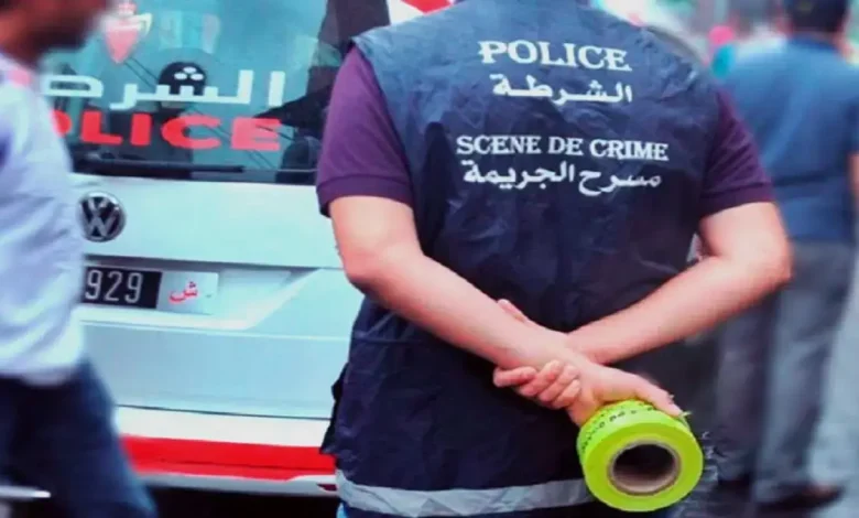 تلميذة من ذوي الاحتياجات الخاصة تجهز على جدها بسكين بإيموزار كندر. تلميذة من ذوي الاحتياجات الخاصة تجهز على جدها بسكين بإيموزار كندر.