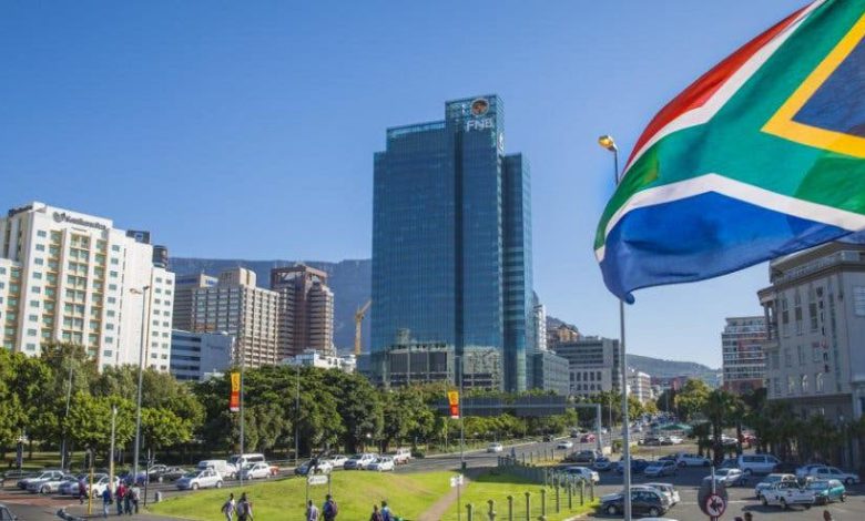 حكومة الوحدة الوطنية الجديدة بجنوب افريقيا تتشبث بعقيدة العداء للمغرب وتدعم الطرح الانفصالي