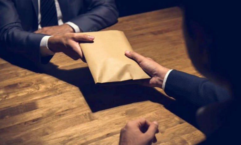 مراكش : الرقم الأخضر يطيح بشخصين احدهما موظف جماعي