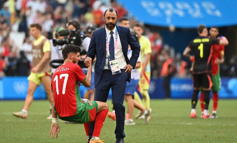 أسامة العزوزي يعلن غيابه عن مواجهة المنتخب المصري في الأولمبياد أسامة العزوزي يعلن غيابه عن مواجهة المنتخب المصري في الأولمبياد