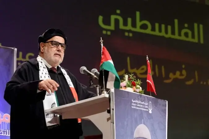 البيجيدي يشيد بمبادرات الملك تجاه شعب فلسطين و يدعو لاستمرار التعبئة البيجيدي يشيد بمبادرات الملك تجاه شعب فلسطين و يدعو لاستمرار التعبئة