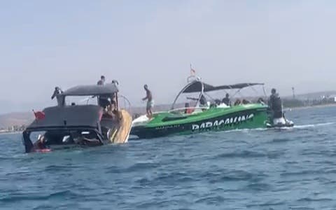 السعيدية..إنقاذ 06 أشـخـاص بـعد انقــ..ـلاب يخت مستأجر