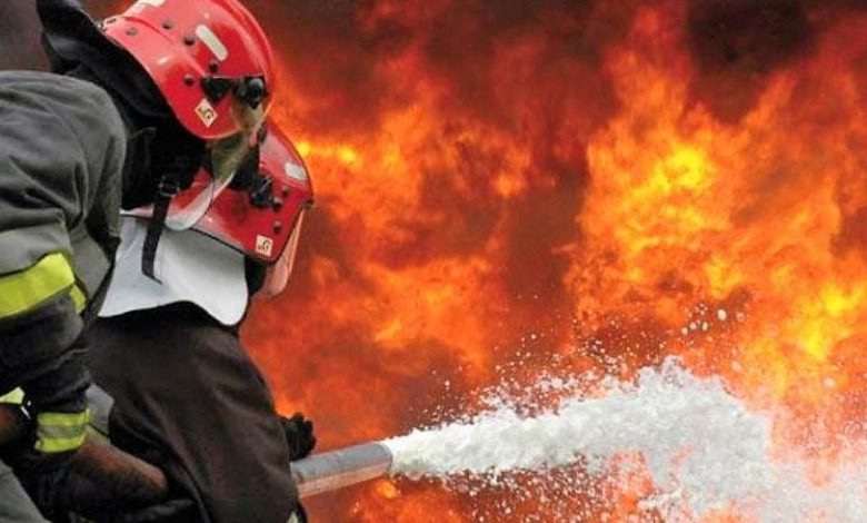 اندلاع حريق بفضاء خارجي للتخزين بمنطقة العصام في القنيطرة اندلاع حريق بفضاء خارجي للتخزين بمنطقة العصام في القنيطرة