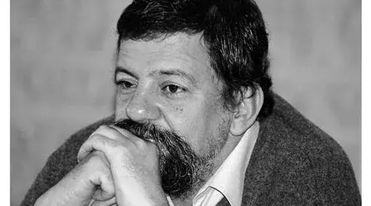 بعد صراع طويل مع المرض.. وفاة الصحفي جمال براوي