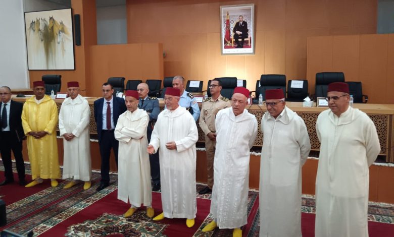 تسليم هبة ملكية لفائدة المعوزين وذوي الاحتياجات الخاصة بموسم مولاي عبد الله تسليم هبة ملكية لفائدة المعوزين وذوي الاحتياجات الخاصة بموسم مولاي عبد الله