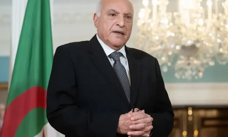 تعاملا مع الإنتكاسة الجديدة ..الجزائر تجتمع بجبهة “البوليساريو”