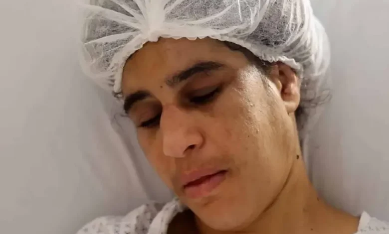 قضية “الخادمة كنزة”.. عائلة المشغلة تطلب تنازل الضحية قضية “الخادمة كنزة”.. عائلة المشغلة تطلب تنازل الضحية