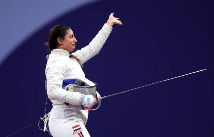 مبارزة مصرية تخوض نزالا في الألعاب الأولمبية وهي حامل بجنين في شهره السابع مبارزة مصرية تخوض نزالا في الألعاب الأولمبية وهي حامل بجنين في شهره السابع