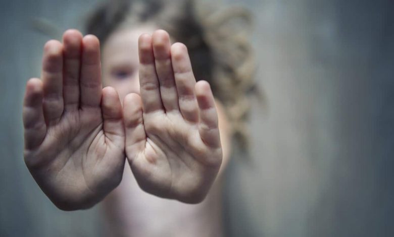 محكمة الحسيمة توزع 40 سنة على شخصين بتهمة الاستــ..ـغلال الجـ..ـنسي والابـ..ـتزاز