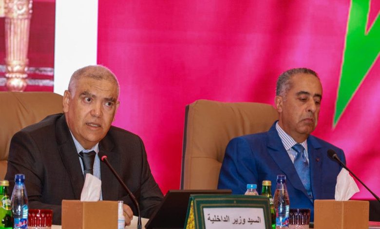 وزير الداخلية يعقد لقاء عمل مع ولاة و عمال جميع جهات المملكة