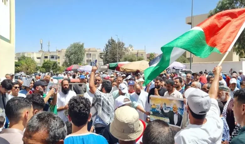 وقفات احتجاجية بالمدن المغربية تنديدا بالعدوان على غزة وقفات احتجاجية بالمدن المغربية تنديدا بالعدوان على غزة
