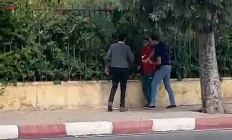 تدخل بطولي لرجال الأمن بفاس لإيقاف جانحين مدججين بأسلحة بيضاء تدخل بطولي لرجال الأمن بفاس لإيقاف جانحين مدججين بأسلحة بيضاء