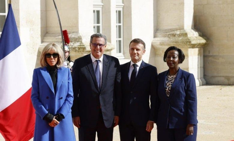 كان في استقباله ماكرون.. أخنوش يمثل الملك في القمة الفرنكوفونية كان في استقباله ماكرون.. أخنوش يمثل الملك في القمة الفرنكوفونية